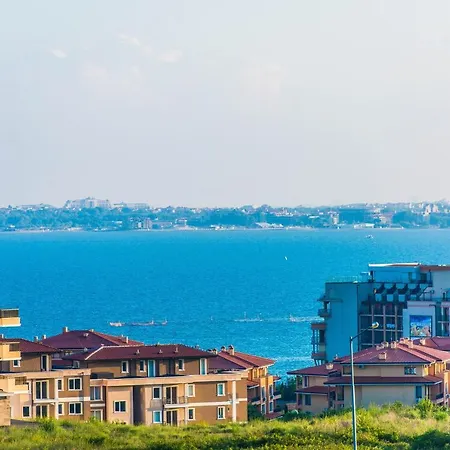Otel Golden Eye